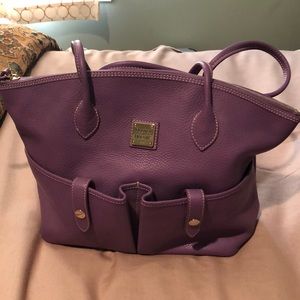 Dooney & Bourke crescent tote